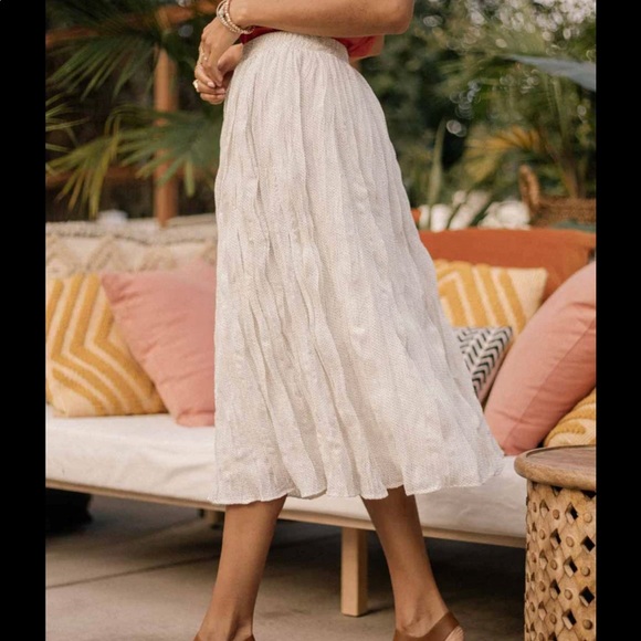 Bohme fully lined polka dot midi skirt. Size small. New without tag. - Picture 9 of 9